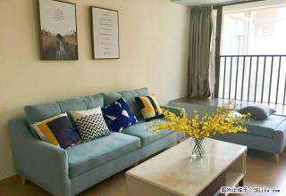 全新精装修，依靠三大公园，南向安静看花园，还有一个大露台。 - 深圳28生活网 sz.28life.com