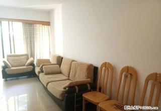 图片本人真实拍摄，室外活动空间大3房，停车位多免费停车！！！ - 深圳28生活网 sz.28life.com