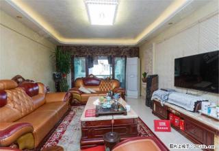 春华精装大三房，朝南通风采光好，家私电齐全，拎包入住 - 深圳28生活网 sz.28life.com