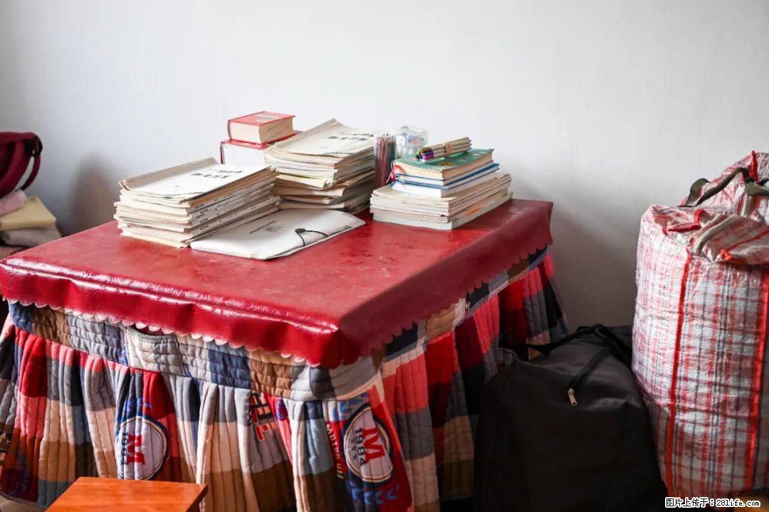 全网追的“扁担女孩”,找了一份暑假工,时薪12元 - 深圳生活资讯 - 深圳28生活网 sz.28life.com