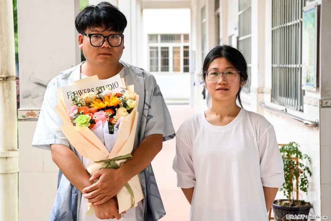 全网追的“扁担女孩”,找了一份暑假工,时薪12元 - 深圳生活资讯 - 深圳28生活网 sz.28life.com